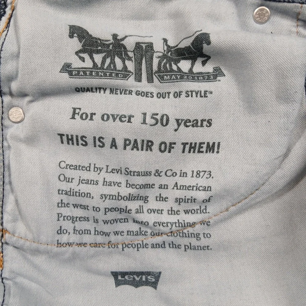 Levi's 550‎ Relaxed Fit Tapered Jeans Mens 48x30 Stonewash Denim 01550-4886